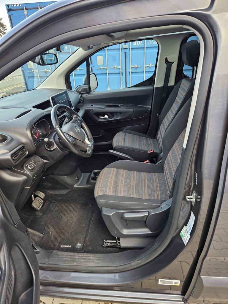 Opel Combo LIFE 1.5 CDTI 130k Edition Plus AT8, 96kW, 01/2019