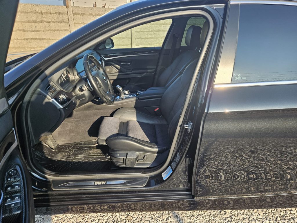 BMW Rad 5 530d xDrive A/T - znížená cena