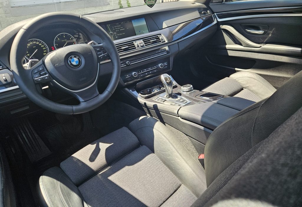 BMW Rad 5 530d xDrive A/T - znížená cena