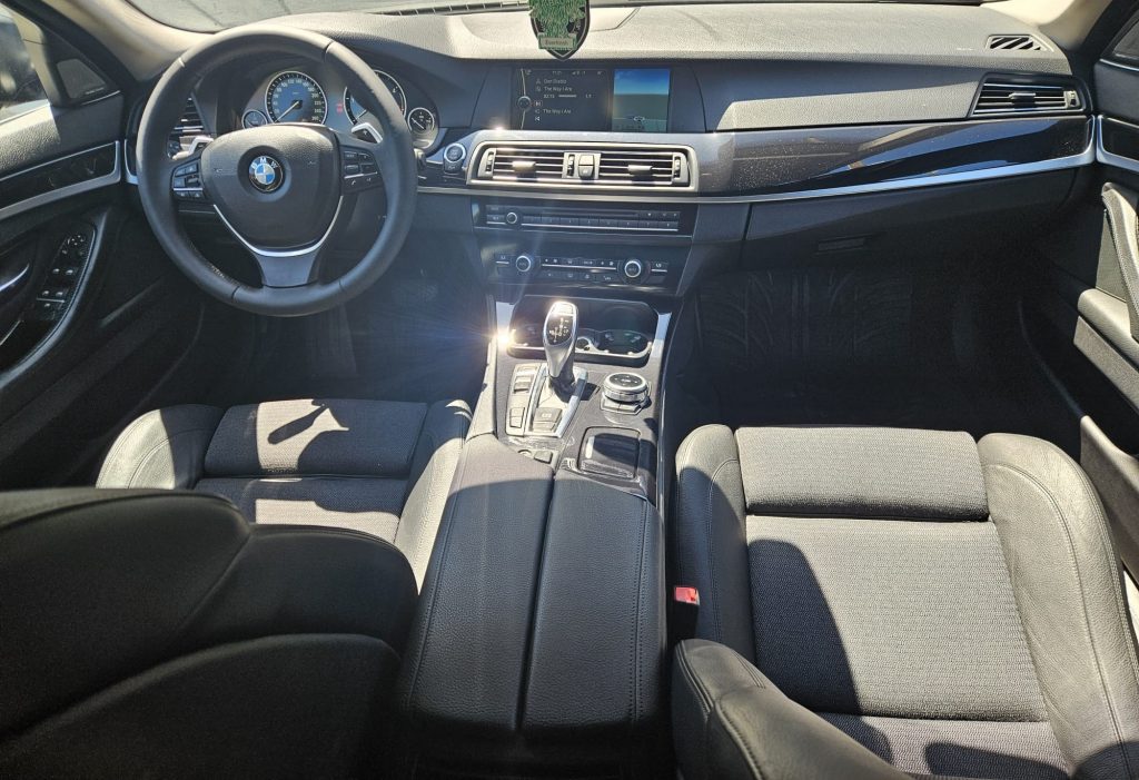 BMW Rad 5 530d xDrive A/T - znížená cena
