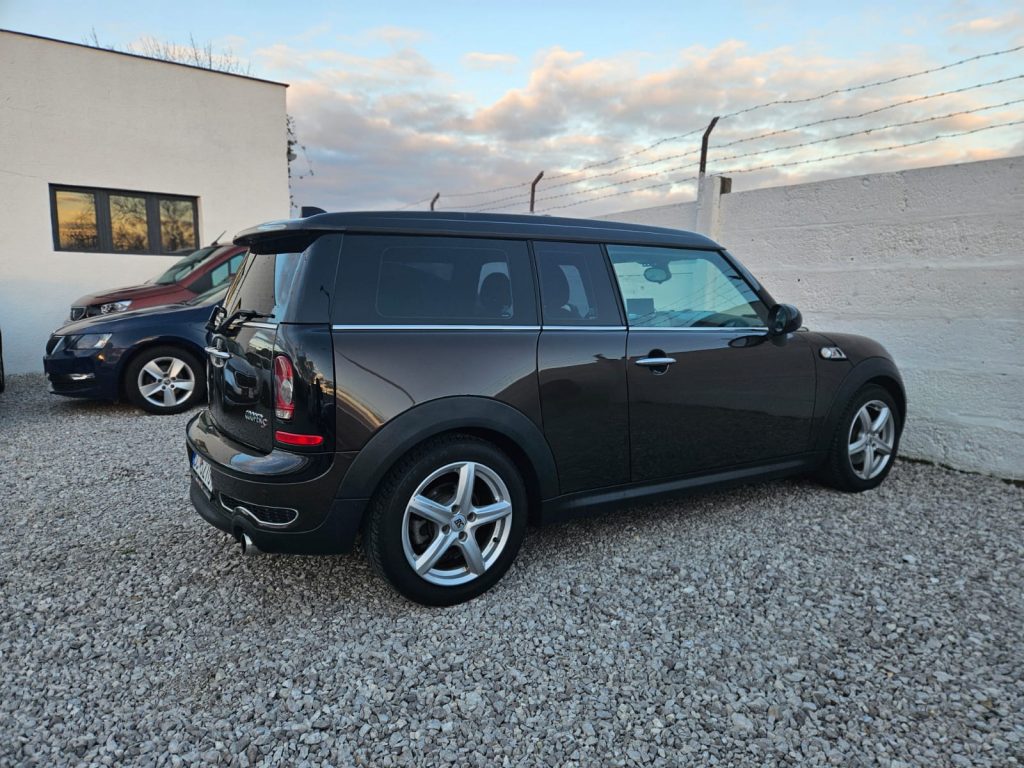 MINI COOPER S CLUBMAN - Športová legenda