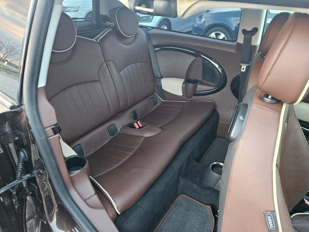 MINI COOPER S CLUBMAN - Športová legenda